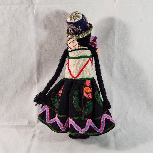 Peruvian Andean Handmade Doll Folk Art Embroidery Dress Mother with Baby 14 in - Picture 9 of 13